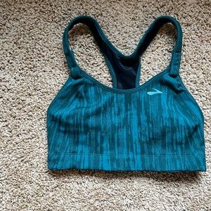 Green Brooks Sports Bra, size 34D